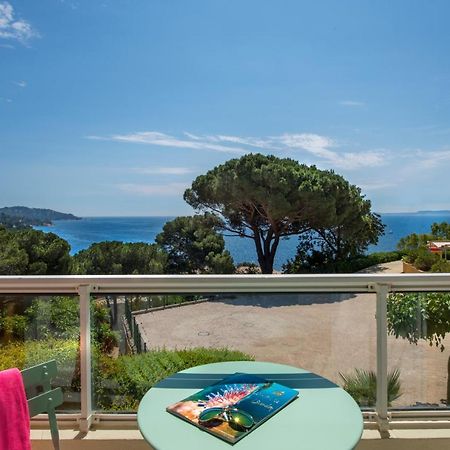 Hotel-Club Du Domaine D'Aiguebelle, Ussim Vacances เลอลาวองดูว์ ภายนอก รูปภาพ